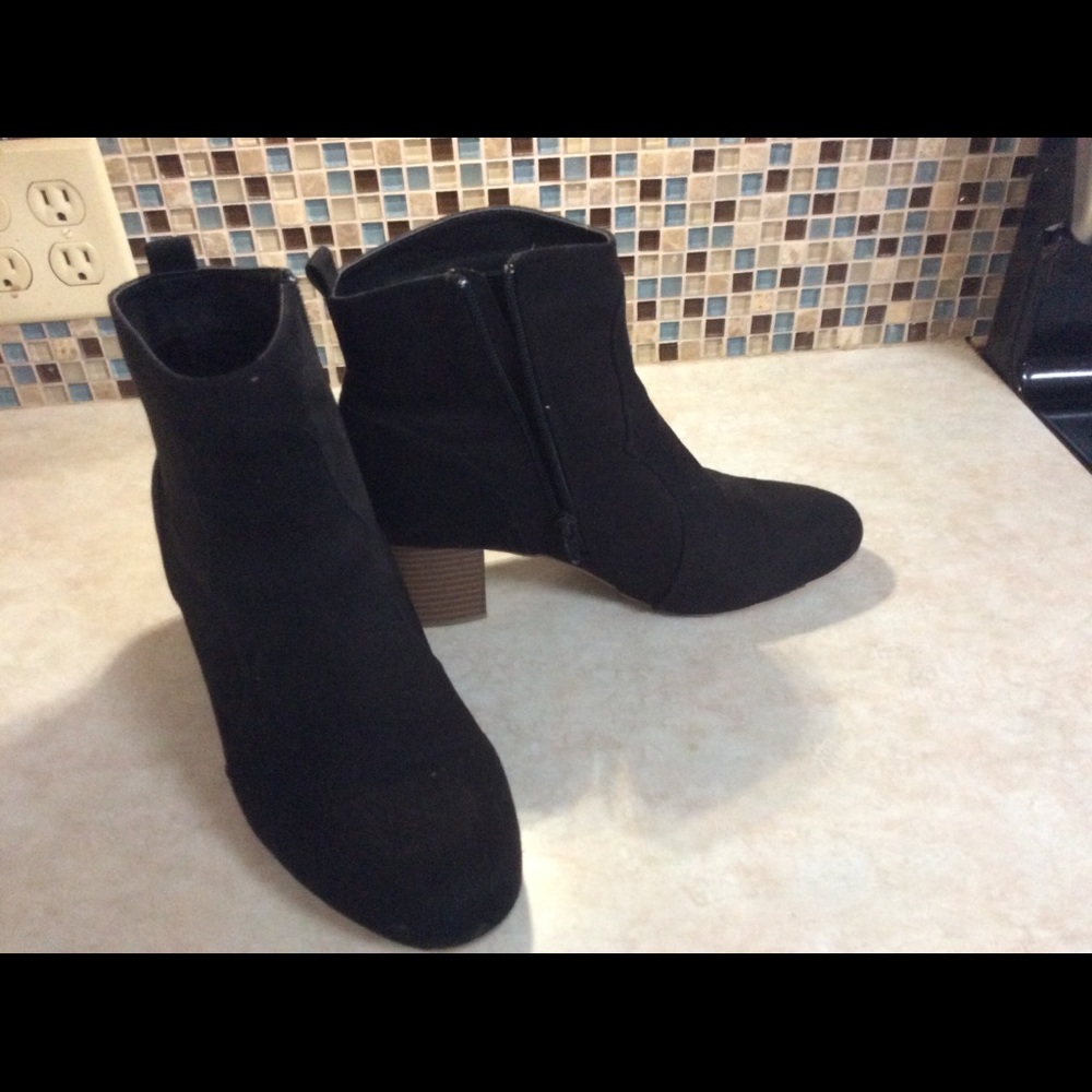 Black boots